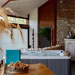 Bed & Breakfast Centre Au Chardon 4*