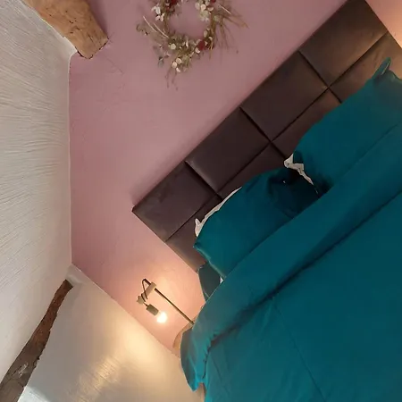 B&B Centre Au Chardon Fallais
