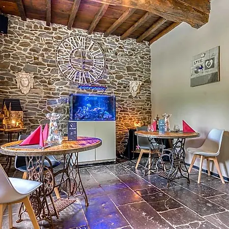 Centre Au Chardon Oda ve Kahvaltı 4*