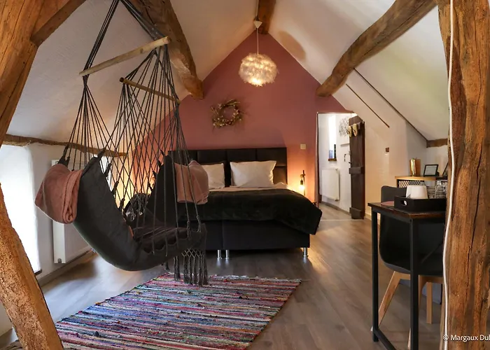 Centre Au Chardon Alojamento de Acomodação e Pequeno-almoço Fallais