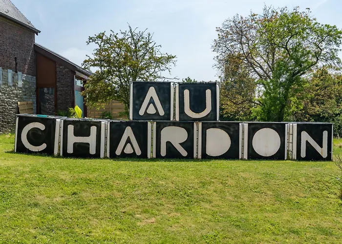 Centre Au Chardon Alojamento de Acomodação e Pequeno-almoço Fallais